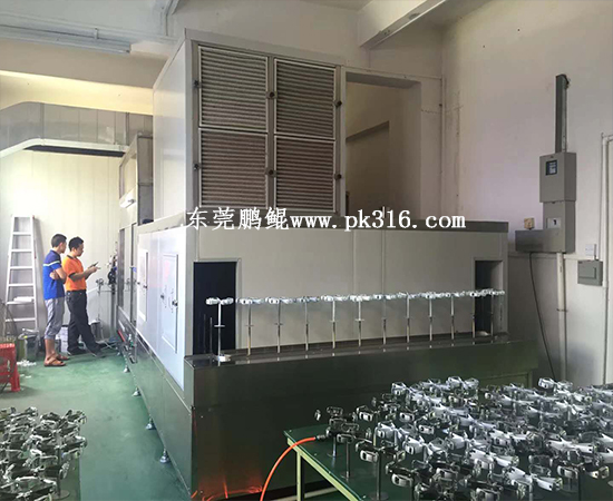 智能化自動(dòng)噴漆機(jī)線3