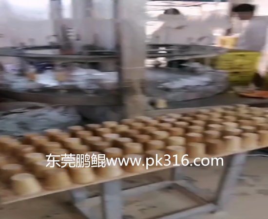 沙發(fā)腳自動(dòng)噴漆機(jī)
