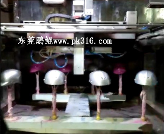 安全帽自動噴漆機2