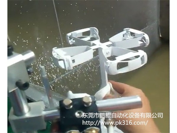東莞玩具自動噴漆機與傳統(tǒng)手工噴涂工藝的對比