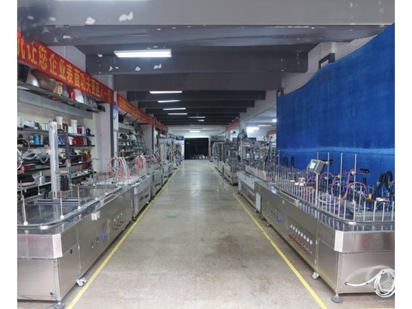 噴油設(shè)備廠家，不一定要找本地廠家!
