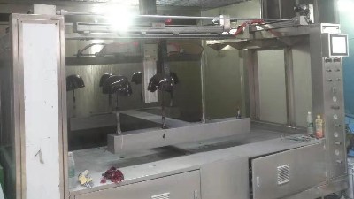 防爆頭盔六軸聯(lián)動噴涂設備