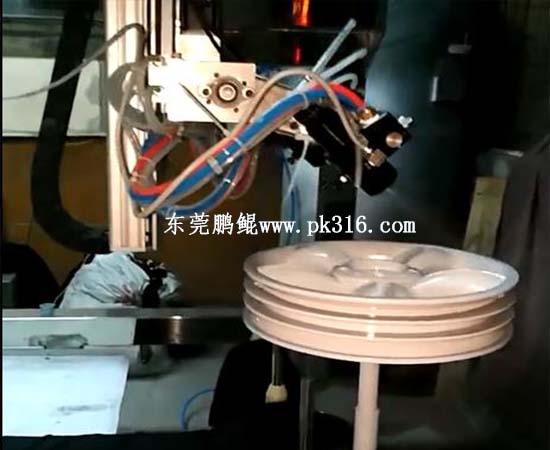 輪毅自動噴漆機