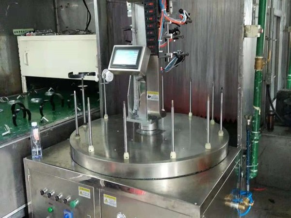 耳機外殼噴涂設(shè)備廠，讓您準時交貨