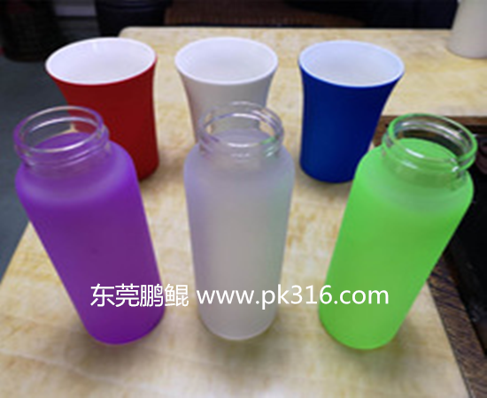 硅膠玻璃杯自動噴漆機.