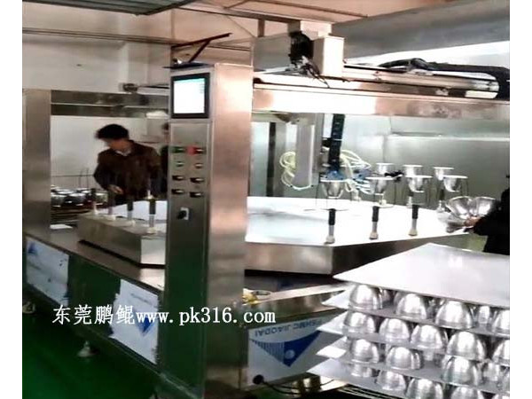 東莞玻璃燈罩自動噴漆機