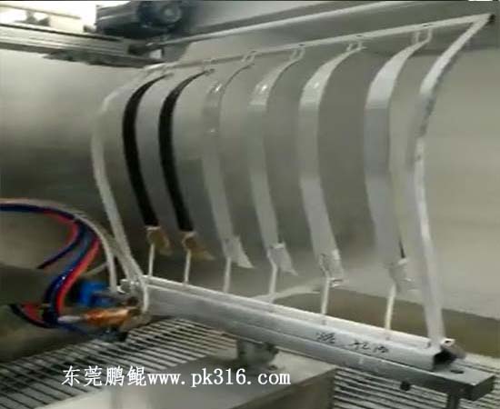 異形件自動噴涂設(shè)備
