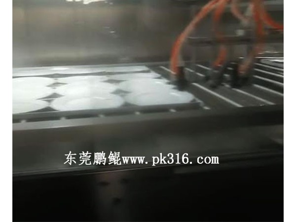 潮州陶瓷盤子噴釉機(jī)，噴涂均勻無(wú)死角!