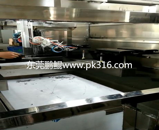 電腦外殼自動(dòng)化噴涂設(shè)備 (2)