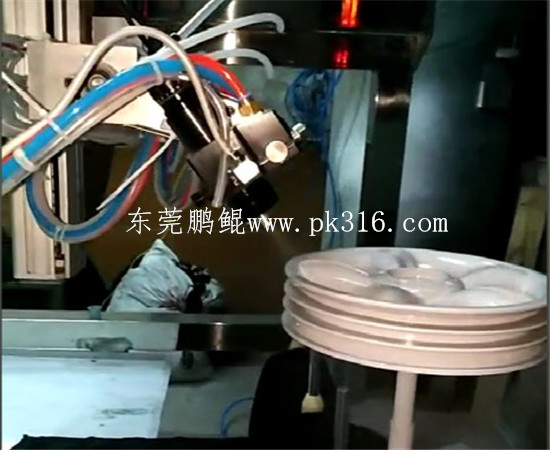 汽車配件自動化噴漆機(jī)1