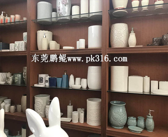 搪瓷噴涂設(shè)備