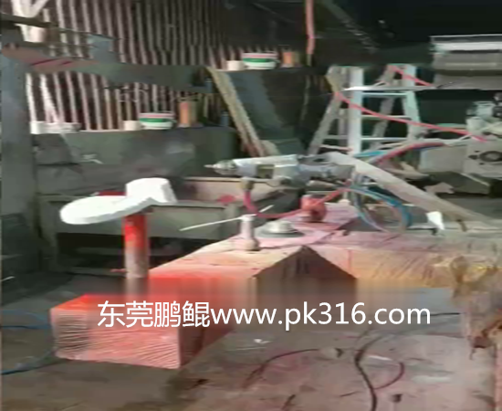 鞋跟自動噴漆設備