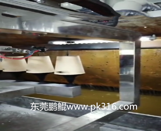 木制品自動(dòng)噴漆機(jī)