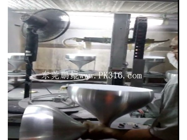 照明燈具自動噴漆機
