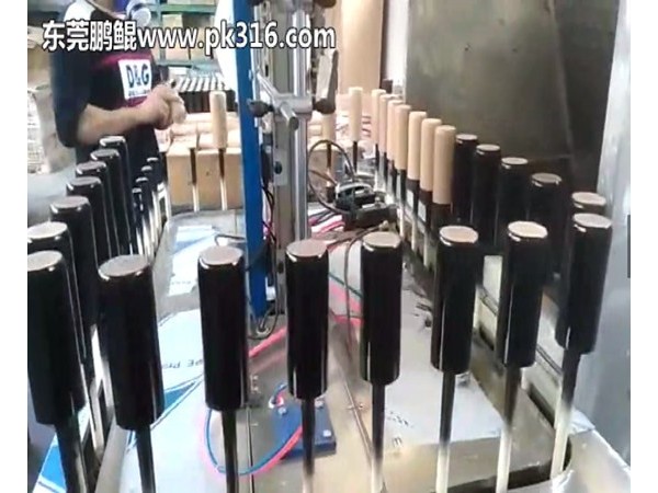 為什么茶幾腳自動(dòng)噴涂生產(chǎn)線銷量大？高效率低成本呢？