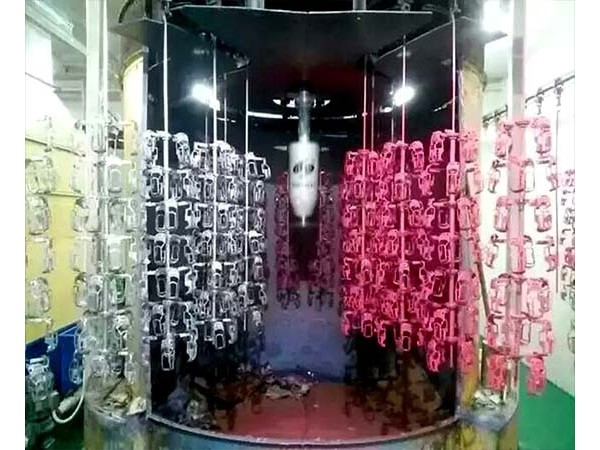 東莞哪家自動噴油設(shè)備廠家更專業(yè)能做到產(chǎn)品無色差？