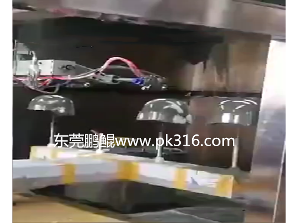 頭盔自動(dòng)噴漆設(shè)備