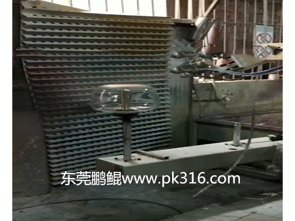 玻璃燈罩自動(dòng)噴漆機(jī)
