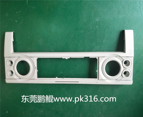 電子琴智能化噴漆機