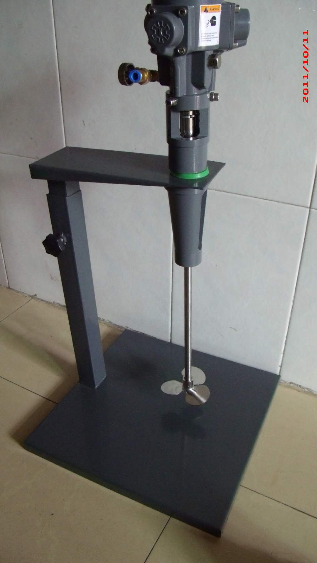 5加輪氣動攪拌機