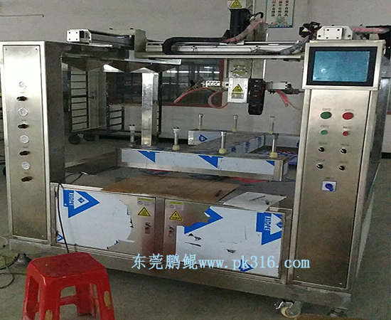 東莞樹脂工藝品自動噴涂設(shè)備2