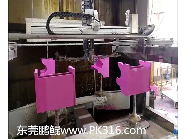 兒童鋼琴架自動(dòng)噴漆設(shè)備在操作的注意事項(xiàng)有哪些？