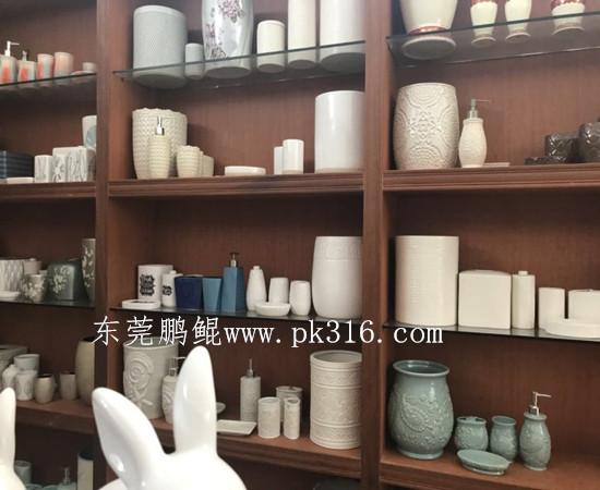 陶瓷自動噴釉機(jī)
