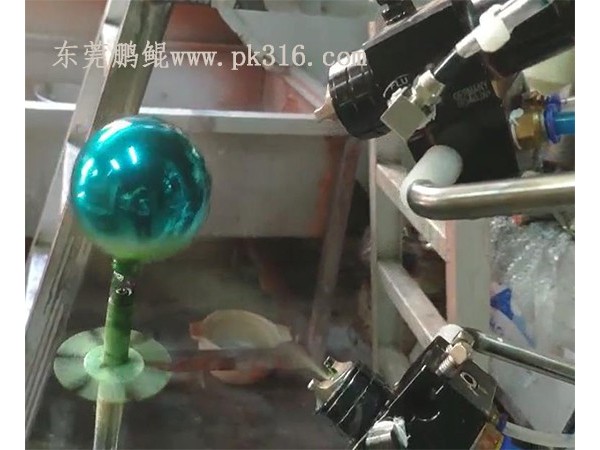 東莞圣誕玻璃球噴漆機(jī)減輕手工噴漆的勞動(dòng)強(qiáng)度!