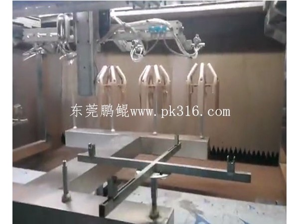 家電外殼自動噴涂機(jī) (2)