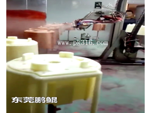 家電外殼自動噴漆機(jī)