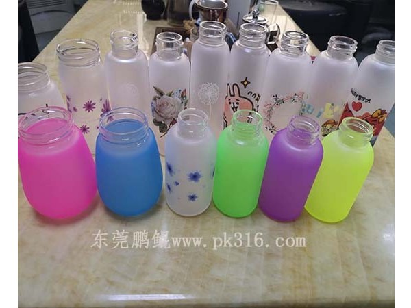 硅膠自動噴漆機